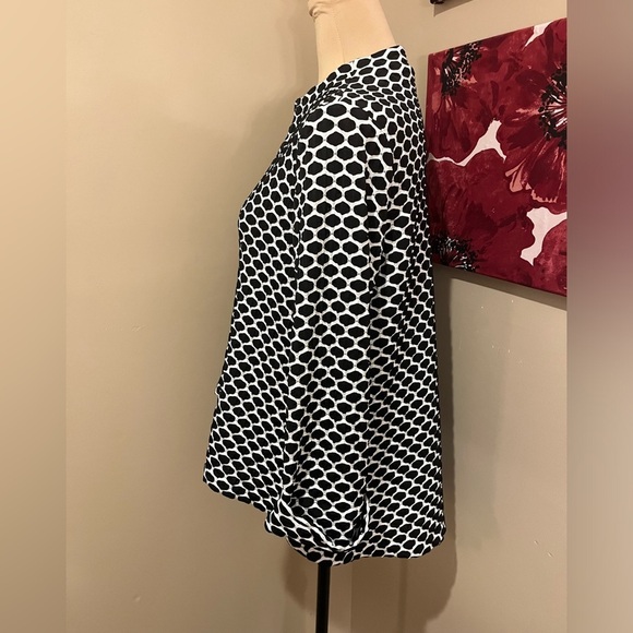 Joseph Ribkoff Textured Polka Dot Mandarin Collar Asymmetric Hem Jacket, size 10 - Picture 5 of 9